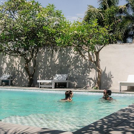Gili Paddy Hotel 吉利特拉旺安 外观 照片